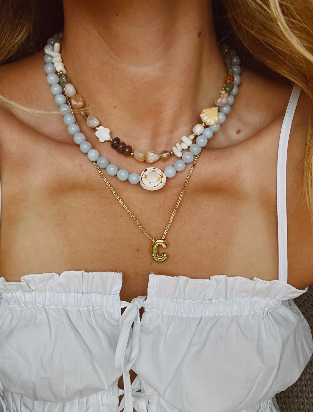 BLUE JEAN SHELL NECKLACE