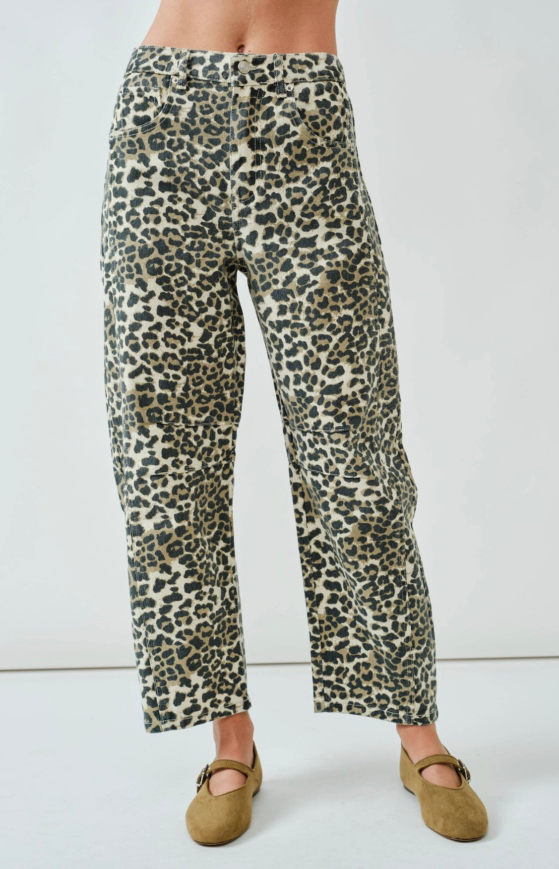 LEOPARD BARREL JEANS
