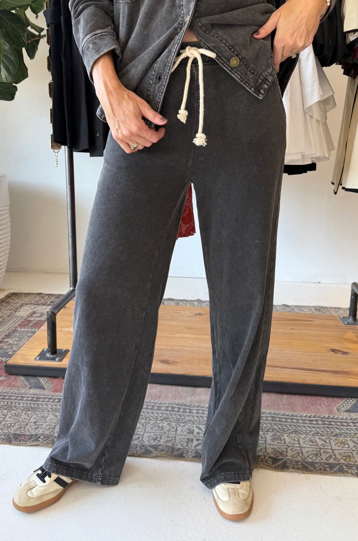 MADE FOR THIS LOUNGE PANTS