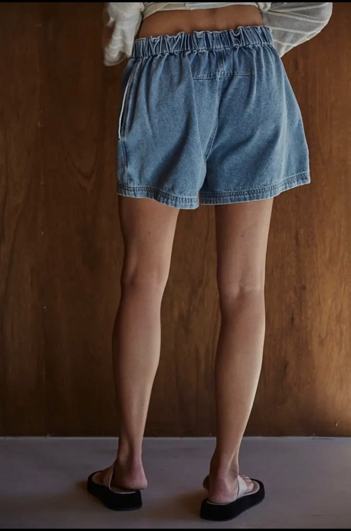 BETTY DENIM SHORTS
