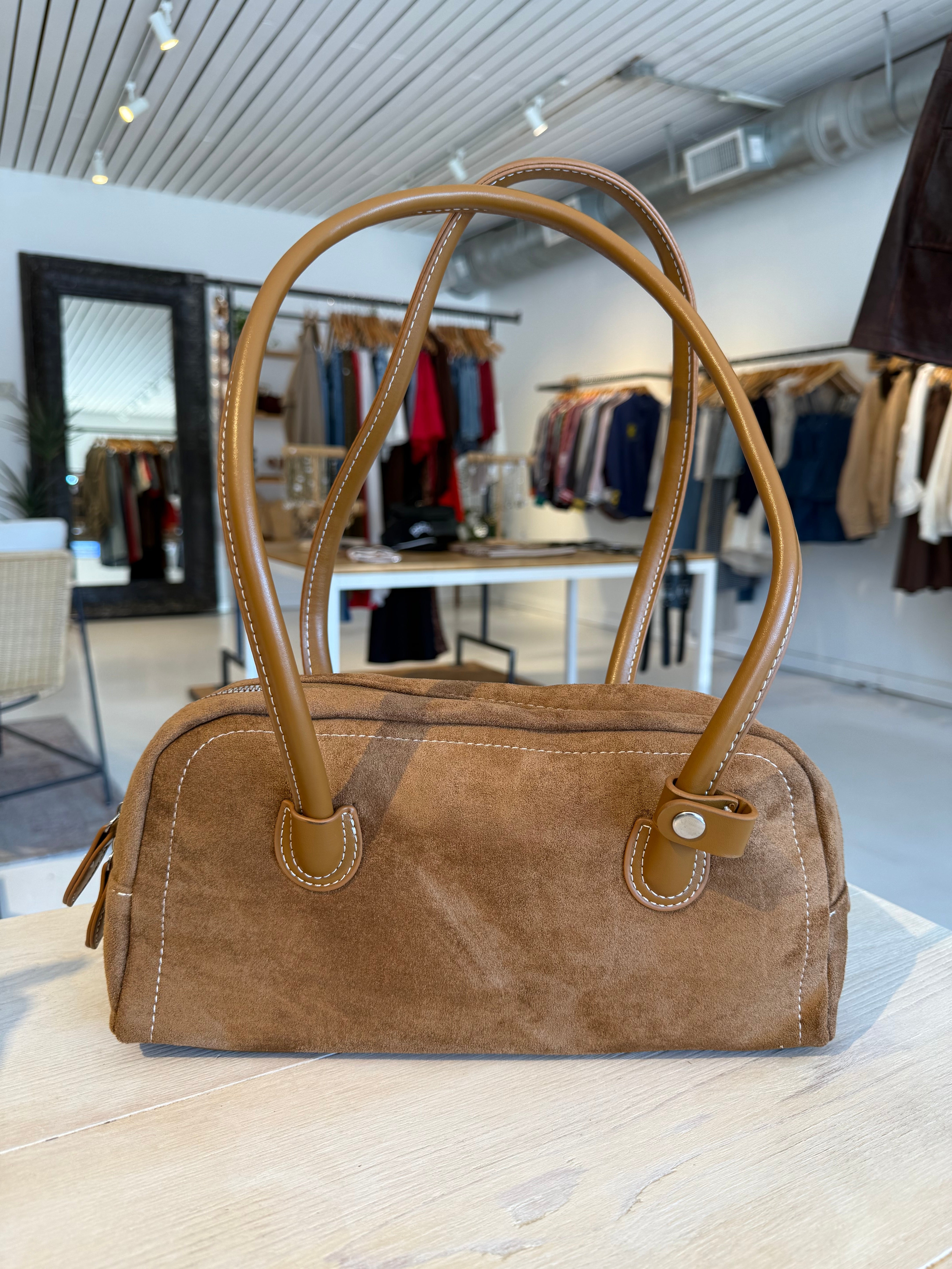 SUEDE BAGUETTE BAG