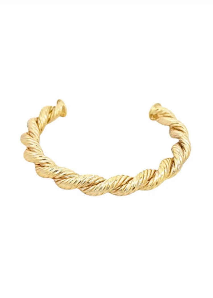 TWIST CUFF